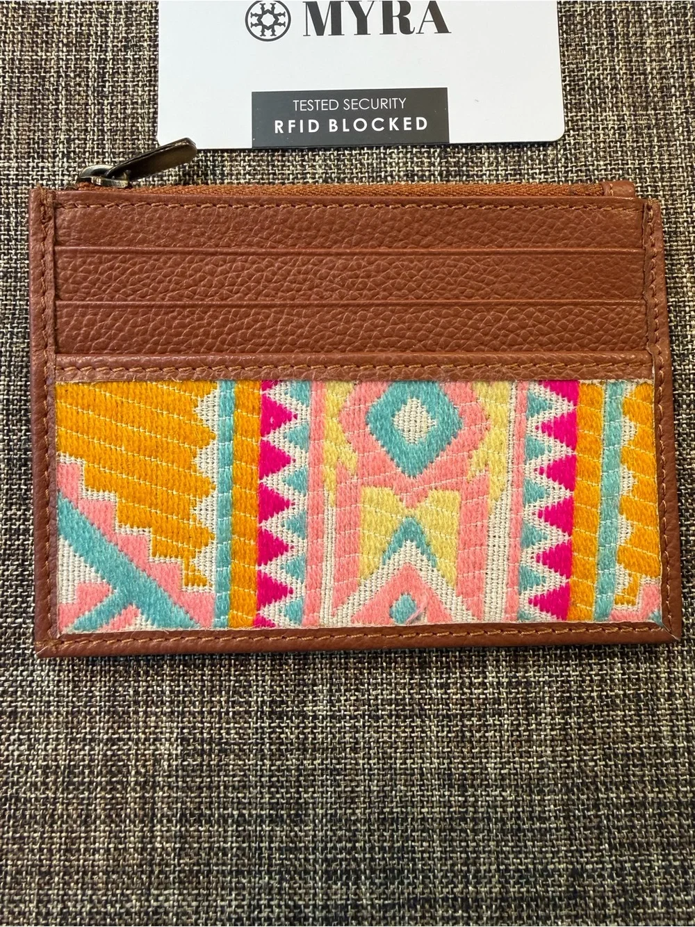 This Pastel Desert Sunrise Myra Leather, Canvas, Slots, Zips ,NWT Card Wallet